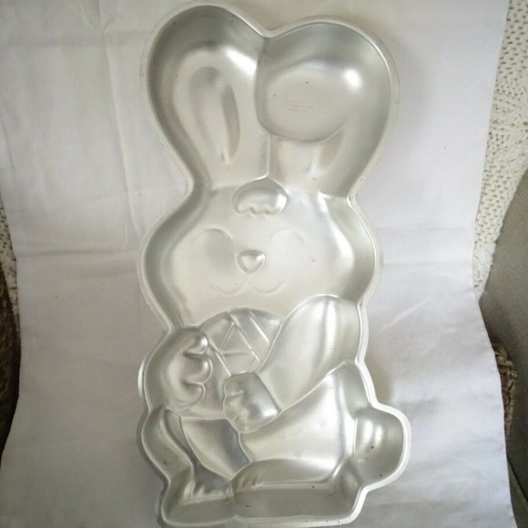Amscan Easter Bunny Rabbit Full Body With Egg Cake Pan - Picture 2 of 2
